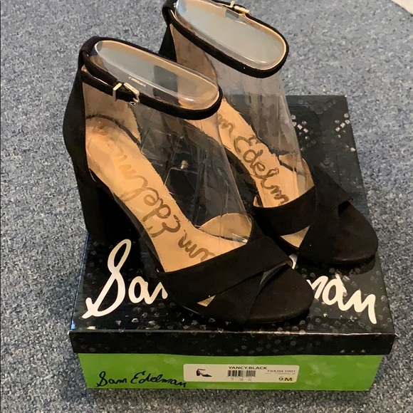 sam edelman yancy crisscross ankle strap sandal